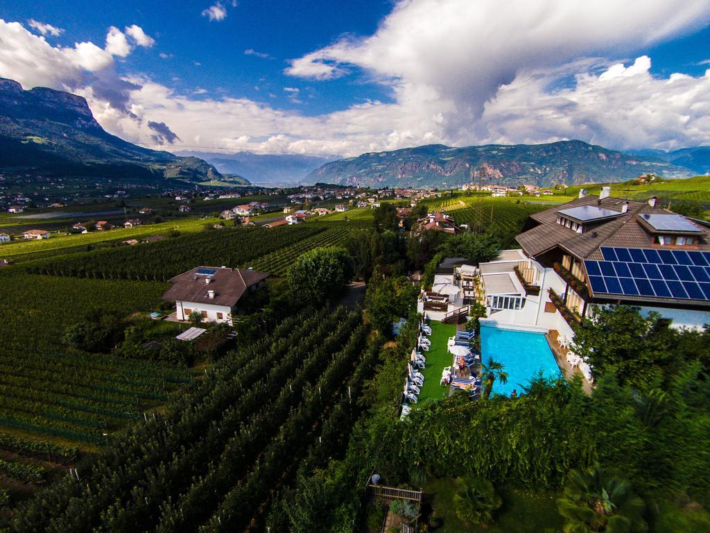 Hotel Waldhof Корнаяно Екстериор снимка