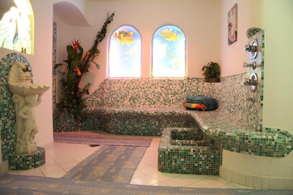 Hotel Waldhof Корнаяно Екстериор снимка